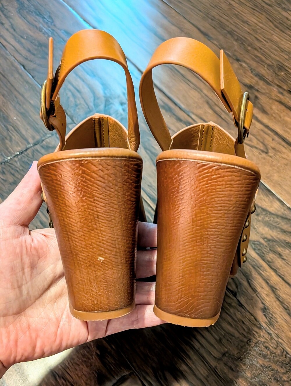 Cushionaire Women's Slingback Sandals - Picture 8 of 10